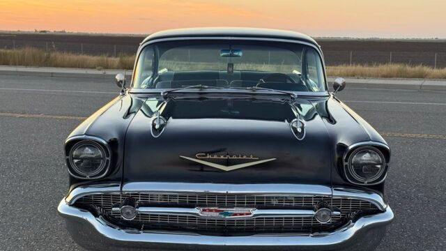 5f9cb2_6b308c86651347abb46bb81904a193d0~mv2 Large.jpeg