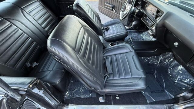 5f9cb2_e615b67a9ae34b20a51d3f1b033d452c~mv2 Large.jpeg